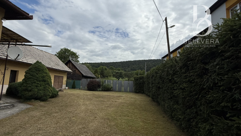 REZERVOVANÉ |Rodinný dom s garážou, stodolou a záhradou 1241 m² – Stuľany