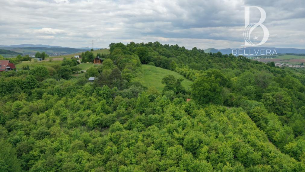 Výhľad na Kalváriu a celé mesto každý deň ako z pohľadnice.