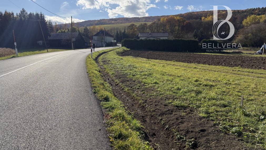 Stavebný pozemok 10 minút od Prešova, 657 m2
