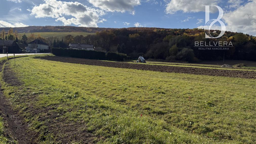Stavebný pozemok 10 minút od Prešova, 657 m2