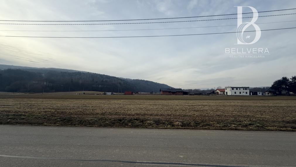 Pozemok pre rodinný dom 698 m² – ticho, priestor a blízkosť Prešova