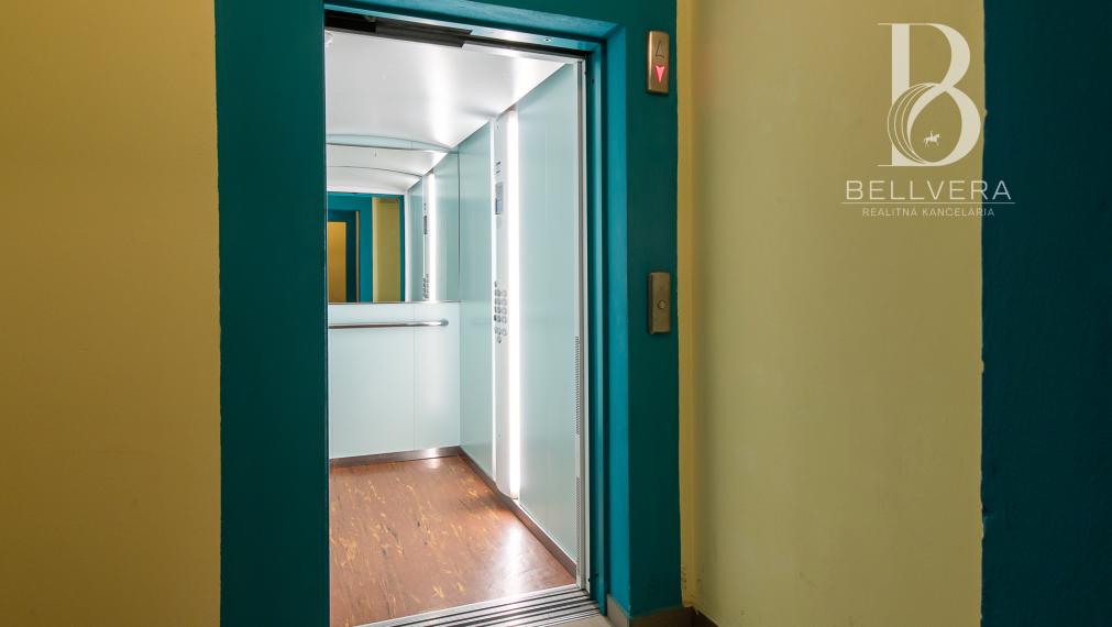 3-izbový byt s výhľadom, komorou a šatníkom, Košice - Furča