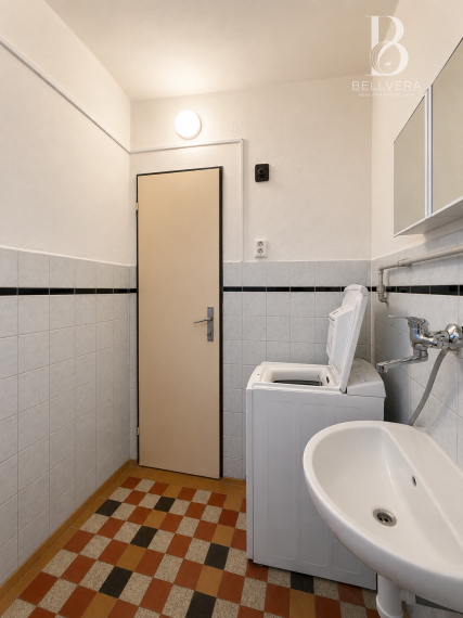 REZERVOVANÉ |Rodinný dom s garážou, stodolou a záhradou 1241 m² – Stuľany