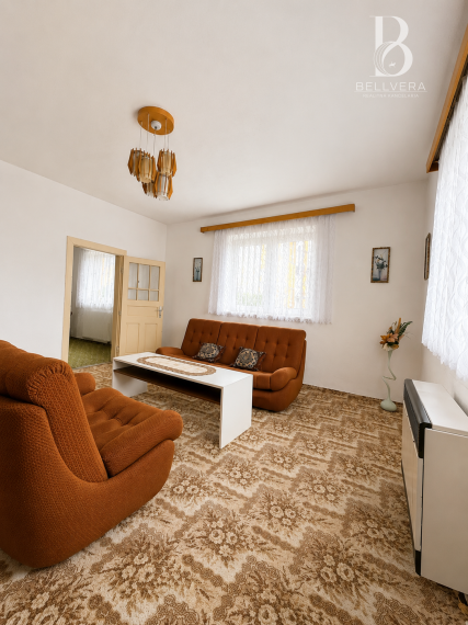REZERVOVANÉ |Rodinný dom s garážou, stodolou a záhradou 1241 m² – Stuľany