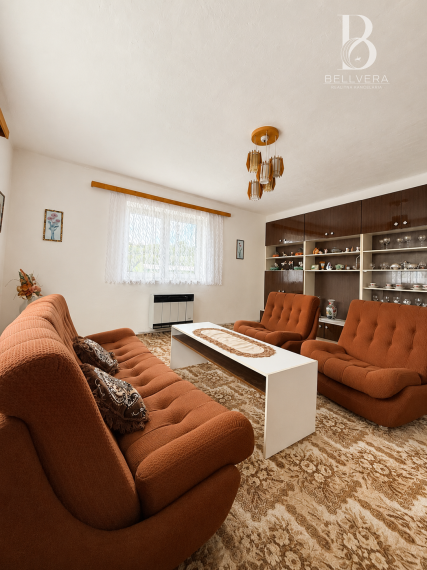 REZERVOVANÉ |Rodinný dom s garážou, stodolou a záhradou 1241 m² – Stuľany