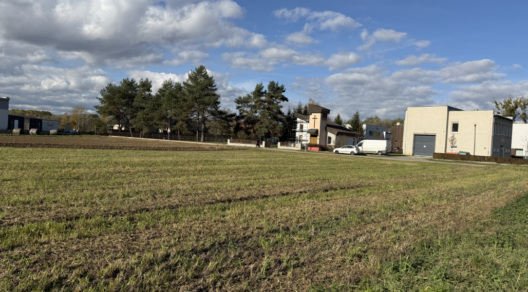 Stavebný pozemok pre developerov 1595 m2 – Kojatice