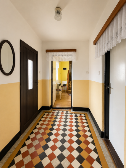 REZERVOVANÉ |Rodinný dom s garážou, stodolou a záhradou 1241 m² – Stuľany