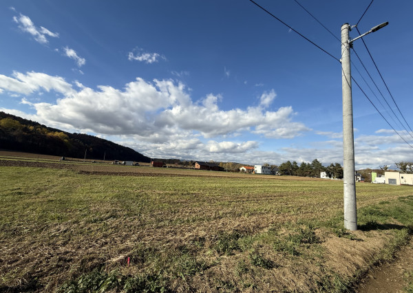 Pozemok 673 m²  s IS na výstavbu  bungalovu v Kojaticiach