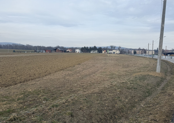 Stavebný pozemok 657 m² –  nová lokalita 10 min. od Prešova