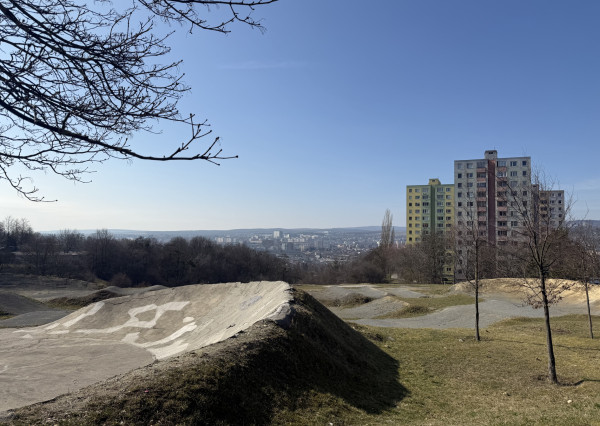Slnečný 3-izbový byt s panoramatickým výhľadom