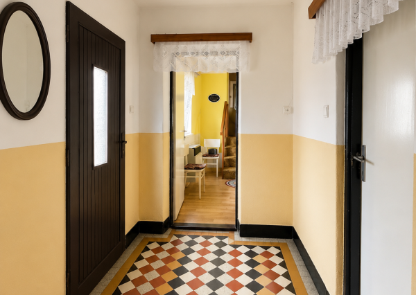 REZERVOVANÉ |Rodinný dom s garážou, stodolou a záhradou 1241 m² – Stuľany