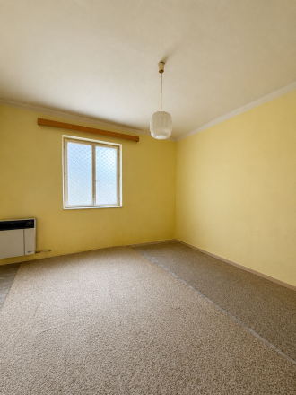 PREDANÉ |Rodinný dom s garážou, stodolou a záhradou 1241 m² – Stuľany - fotografia 20