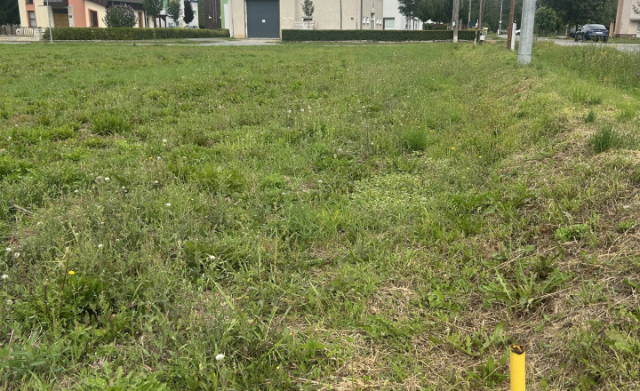 Stavebný pozemok 760 m², pre okamžitú výstavbu – Kojatice