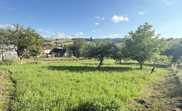 PREDANÉ Veľkorysý stavebný pozemok so súkromím – Stuľany - fotografia 2